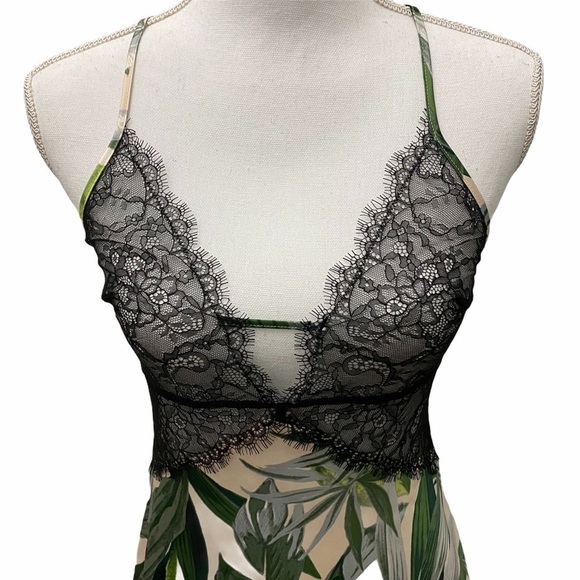 Victoria's Secret Leaf Print Lace Lingerie… - Picture 5 of 10
